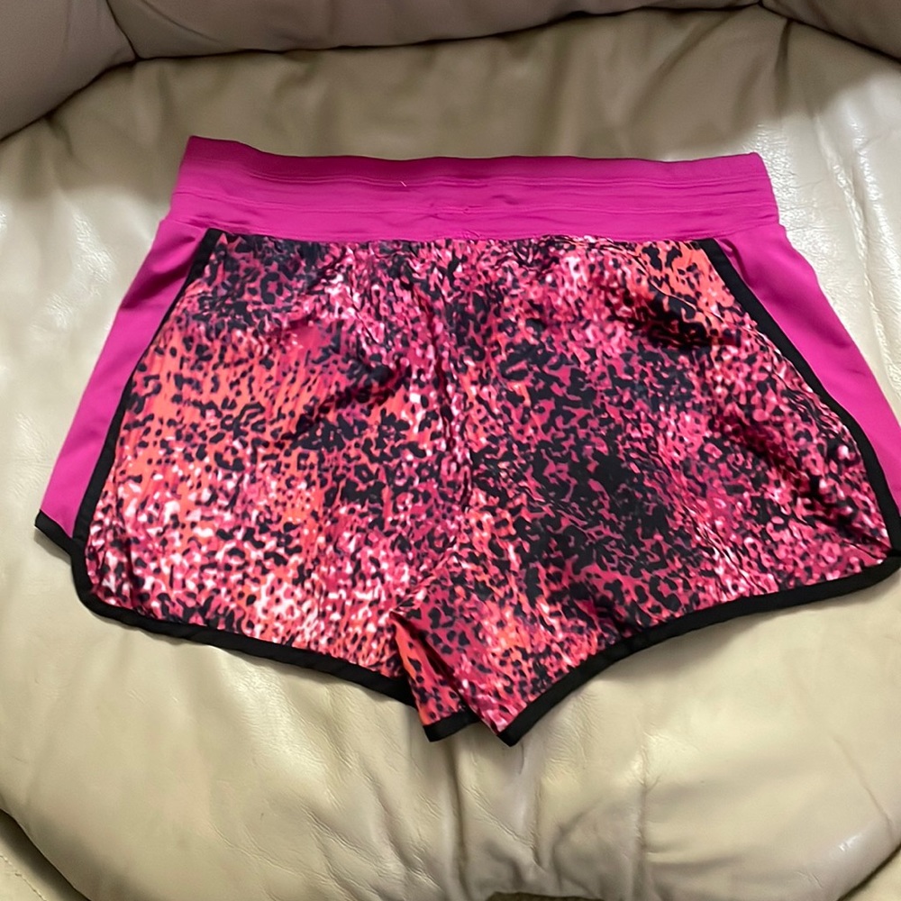 TekGear (Drytek). Women’s medium!